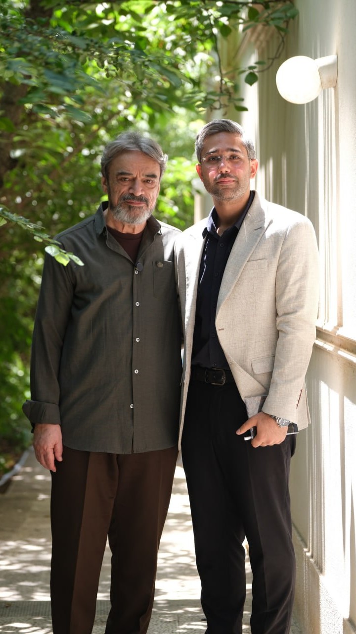 تصویر گالری ۳
